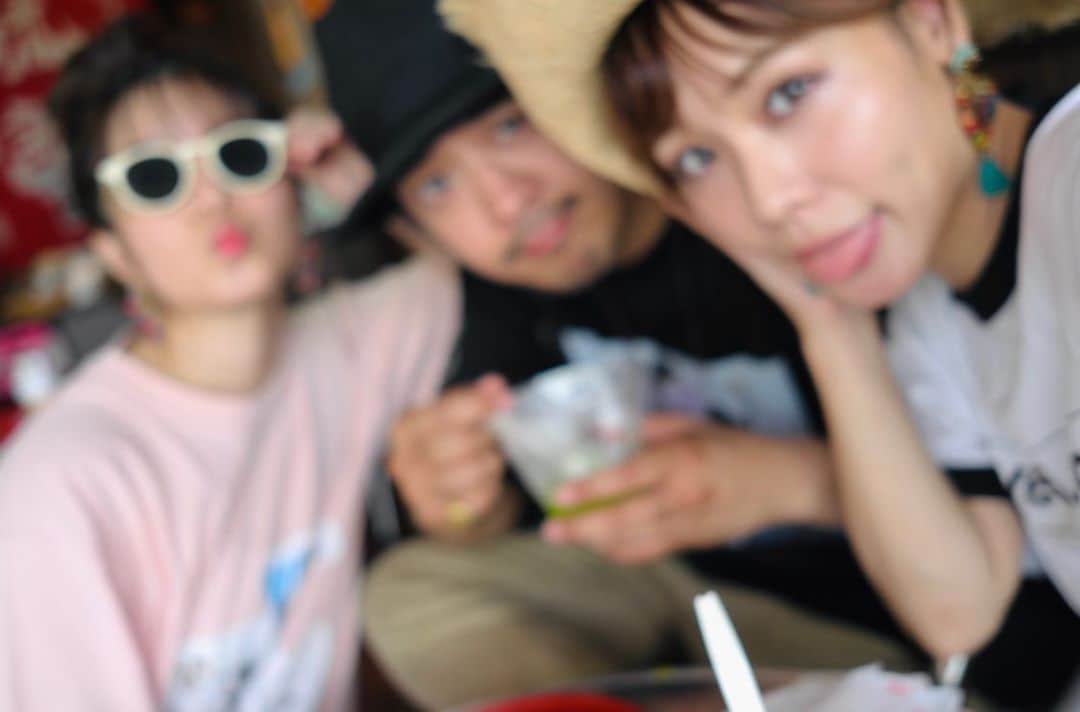 MAIKO さんのインスタグラム写真 - (MAIKO Instagram)「見えすぎないくらいがちょうどいい時もあるかもしれぬ🐊 ・ ・ ・ ・ #ピンボケ📸 #sevenoops #月曜ゆるっといこ〜🦥🐾」8月10日 10時09分 - maiko_oops