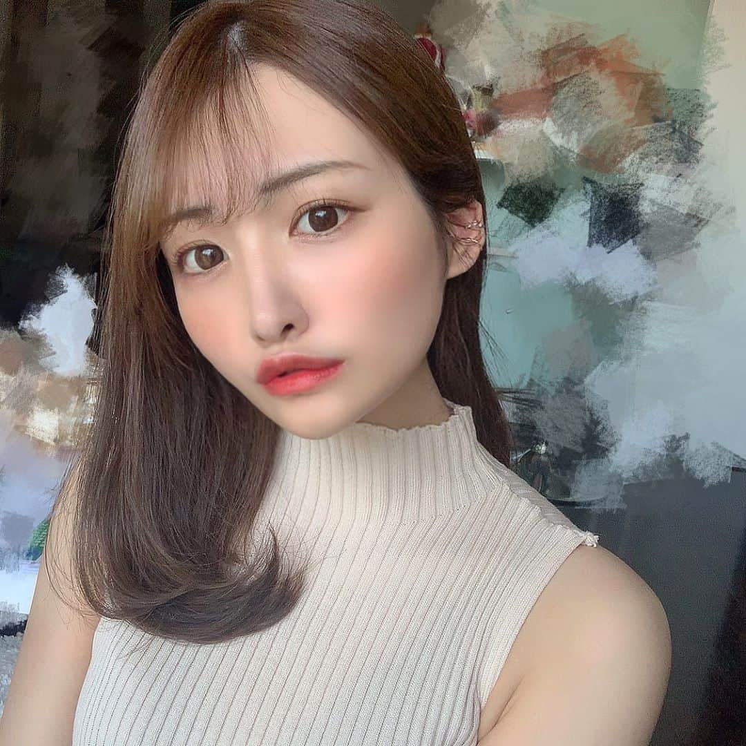 のインスタグラム：「僕は何回だって〜何十回だって〜 君と抱き合って〜 手を繋いで〜キスをして 思い出す度に〜 ニヤけてしまうような想い出を〜 君と作るのさ〜  #花束 なんでもない日にプレゼントされたい」