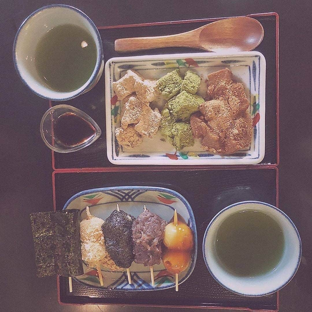 LeTRONC ルトロンさんのインスタグラム写真 - (LeTRONC ルトロンInstagram)「【 cafe 色内食堂 /北海道・小樽 】 . 小樽市にあるレトロな内装が雰囲気満点の食堂・カフェ『cafe 色内食堂』。 . お昼には、地元北海道産の食材を中心に作られたお弁当が人気だそう！ . レトロな素敵空間で、おいしいコーヒーと和スイーツを楽しんでみてはいかがでしょうか😊💕 . 📍北海道小樽市色内１丁目６−２７ . 📷写真・情報提供：@godivagirl_momo さん 素敵な投稿をありがとうございます✨ . \ 一緒にルトロンinstagramを盛り上げませんか？🙋‍♀️ / #ルトロン で素敵なおでかけ体験をシェアしてくれる方を大募集しています♪投稿内容は、instagramで紹介させていただきます☺️ . #letronc #カフェ #カフェスタグラム #カフェ部 #大人カフェ #おしゃれカフェ #おしゃカフェ #カフェめぐり #カフェ巡り #カフェ好き #カフェスタグラム #スイーツ #スイーツ部 #スイーツ巡り #和菓子 #インスタ映えスイーツ #スイーツ女子 #cafe #instacafe #cafestagram #カフェ好きな人と繋がりたい #スイーツ好きな人と繋がりたい #北海道カフェ #小樽カフェ　#色内食堂 #小樽 #和菓子好きな人と繋がりたい #和菓子好き #北海道ランチ」8月10日 18時00分 - letronc.m