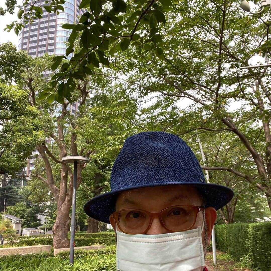 安倍宏行さんのインスタグラム写真 - (安倍宏行Instagram)「#東京ミッドタウン　も　#炎天下で外はガラガラ」8月10日 12時54分 - higeabe