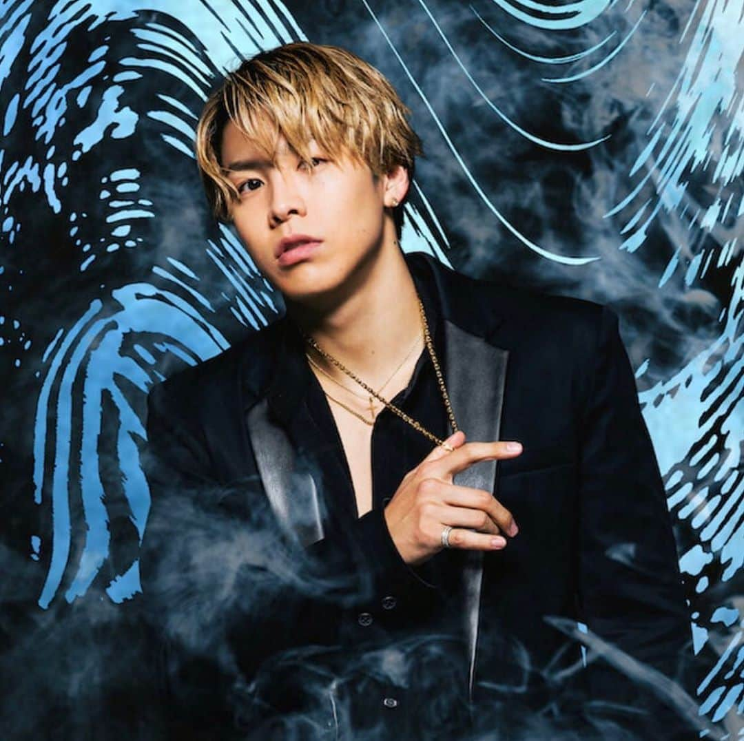 THE RAMPAGE from EXILE TRIBEさんのインスタグラム写真 - (THE RAMPAGE from EXILE TRIBEInstagram)「本日8月10日は、ボーカルRIKUの26歳の誕生日です🎂🎉🎊 RIKUにとって素敵な一年になりますよう心から願っております✨✨✨ メンバー一同 #THERAMPAGE  #RIKU #HappyBirthday」8月10日 13時15分 - the_rampage_official