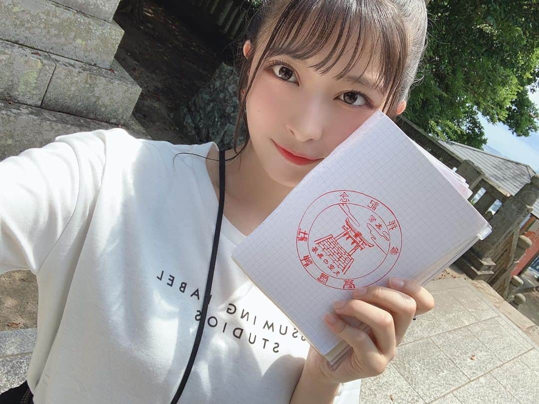 行天優莉奈さんのインスタグラム写真 - (行天優莉奈Instagram)「前に#高屋神社　に行ってきました✨めっちゃ暑くて汗が💦 でも素敵な景色でした😊 ぜひみなさんも行ってみてね♪♪ ・ ・ #香川県」8月10日 14時13分 - yurina.0314