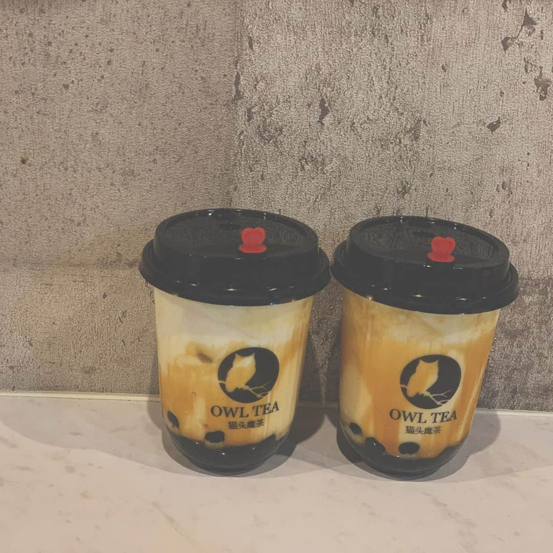 柴小聖さんのインスタグラム写真 - (柴小聖Instagram)「OWL TEA新宿店さんの ザンザン黒糖チーズティーtakeoutいただきました💓 甘すぎない黒糖ミルクで タピオカももちもちで大好きな感じのやつだった✌︎✌︎✌︎  @ark.2ndの商品も含めてuberでご注文する事が出来るそうです♪  #タピオカ #チーズティー #新宿タピオカチーズティ #pr #uber #takeout #sweets #coffeetime」8月10日 15時04分 - konona.official