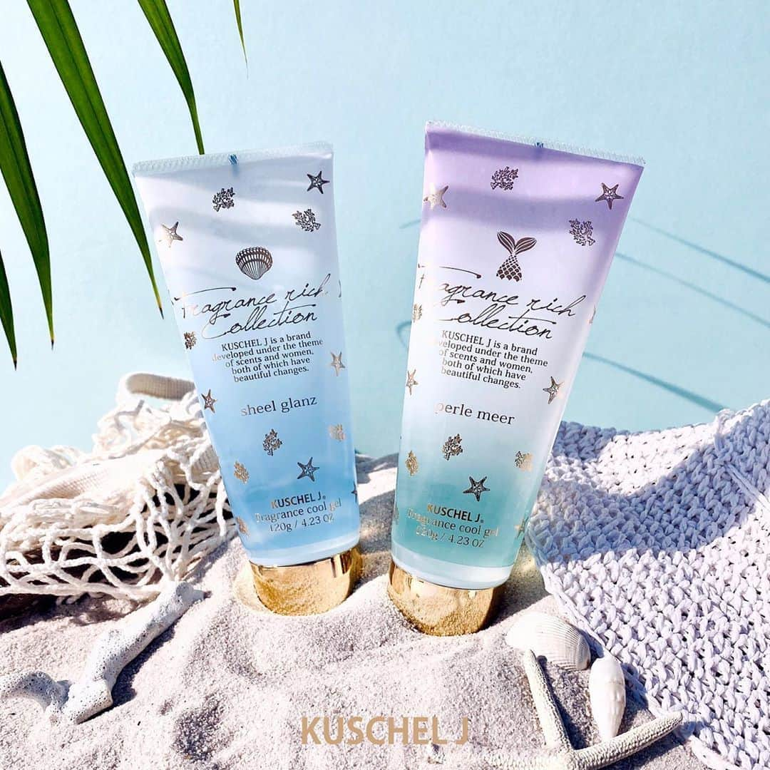 FRAGRANCYさんのインスタグラム写真 - (FRAGRANCYInstagram)「【KUSCHEL J】べたつかずさらっと浸透❣️ Fragrance Cool Gel 🍧  #クシェルヨット から新しいアイテム、 #フレグランスクールジェル が発売中✨  香りと潤いのヴェールでお肌を包みながら、 7種類の植物エキス（保湿成分）、美容成分が 素早く角質層まで浸透し、 お肌をさっぱりとみずみずしく保湿します。 ぷるっぷるで、べたつかずさらっと浸透するジェルは、 汗ばむこの季節、お風呂上りや外出時に 必須アイテムです💁‍♀️  #ペルレメーア 🧜‍♀️ 2020年夏限定の香り。 鮮やかな水しぶきとともに香るピーチ。 その弾けるような香りに白百合の真珠のように 輝く香りがきらめき、スミレの波がそっとあなたを包み込む、 波間で恋するマーメイドの香り🧜‍♀️  #シェルグラン 🐚 クシェルヨットで人気No.1の香り。 白波のように咲き乱れる純白のジャスミン。 その芳醇な香りをリーフグリーンとフルーティアップルの 瑞々しい香りが包み込む透明感あふれる アクアティックフローラルな香りは、 優しい波の音を聞きながら目覚めるロマンティックな朝の香り。  *⑅︎୨୧┈︎┈︎┈︎┈︎┈︎┈︎┈︎┈︎┈︎┈︎┈︎┈︎┈︎┈︎┈︎┈︎┈︎┈︎┈︎┈︎┈︎┈︎┈︎୨୧⑅︎*  ＠kuschelj_jp  #fragrancy_online #fragrancyonline #fragrancy #kuschelj #japan #fragrance #cosmetics﻿﻿ #perlemeer #mermaid #sheelglanz #coolgel #gel #フレグランシーオンライン #日本 #フレグランス #コスメ #マーメイド #クールジェル #ジェル #女子力up #いい香り #いい匂い #コスメ好きな人と繋がりたい #限定」8月10日 15時18分 - fragrancy_online