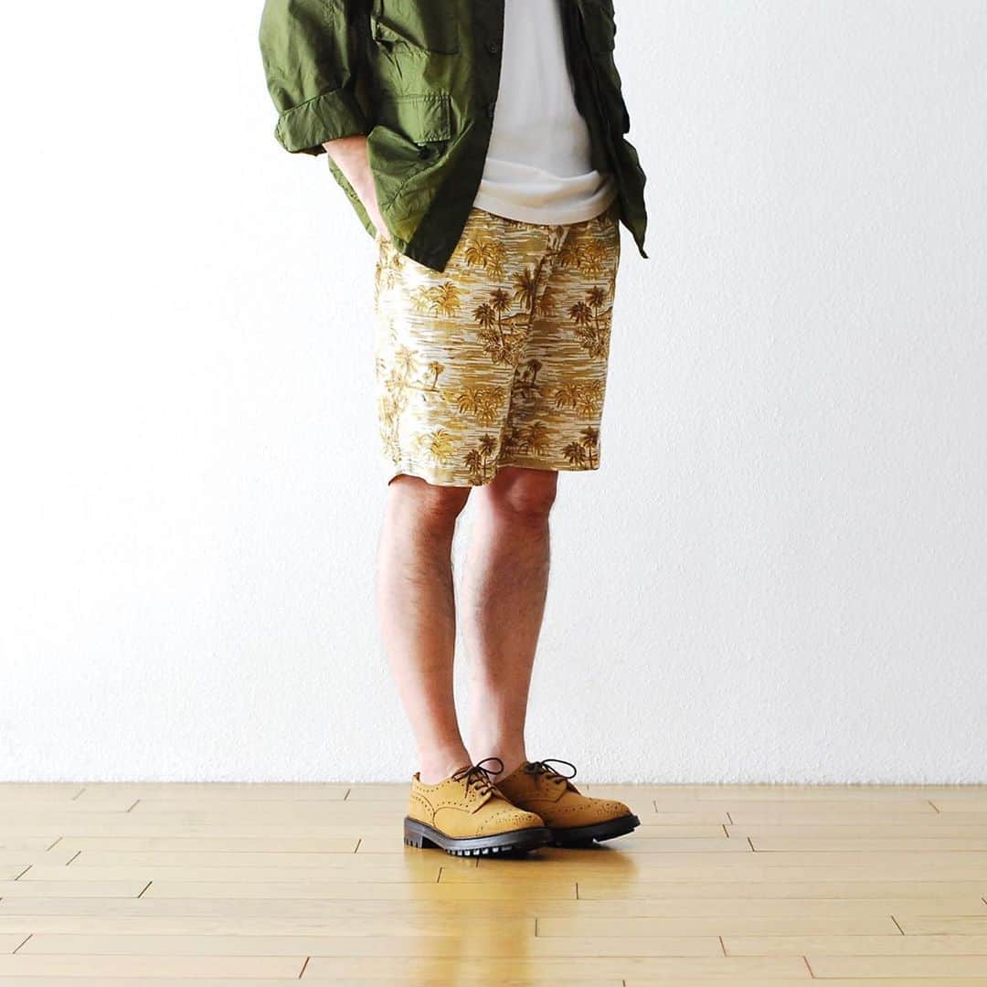 wonder_mountain_irieさんのインスタグラム写真 - (wonder_mountain_irieInstagram)「［30% >50%OFF］ Engineered Garments / エンジニアードガーメンツ "Sunset Short -Hawaiian Print-" ¥31,900- >¥15,950- [50%off ] _ 〈online store / @digital_mountain〉 https://www.digital-mountain.net/shopdetail/000000009175/ _ 【オンラインストア#DigitalMountain へのご注文】 *24時間受付 *15時までのご注文で即日発送 * 1万円以上ご購入で送料無料 tel：084-973-8204 _ We can send your order overseas. Accepted payment method is by PayPal or credit card only. (AMEX is not accepted)  Ordering procedure details can be found here. >>http://www.digital-mountain.net/html/page56.html  _ #NEPENTHES #EngineeredGarments #ネペンテス #エンジニアードガーメンツ _ 本店：#WonderMountain  blog>> http://wm.digital-mountain.info/blog _  JR 「#福山駅」より徒歩10分 #ワンダーマウンテン #japan #hiroshima #福山 #福山市 #尾道 #倉敷 #鞆の浦 近く _ 系列店：@hacbywondermountain _」8月10日 15時49分 - wonder_mountain_