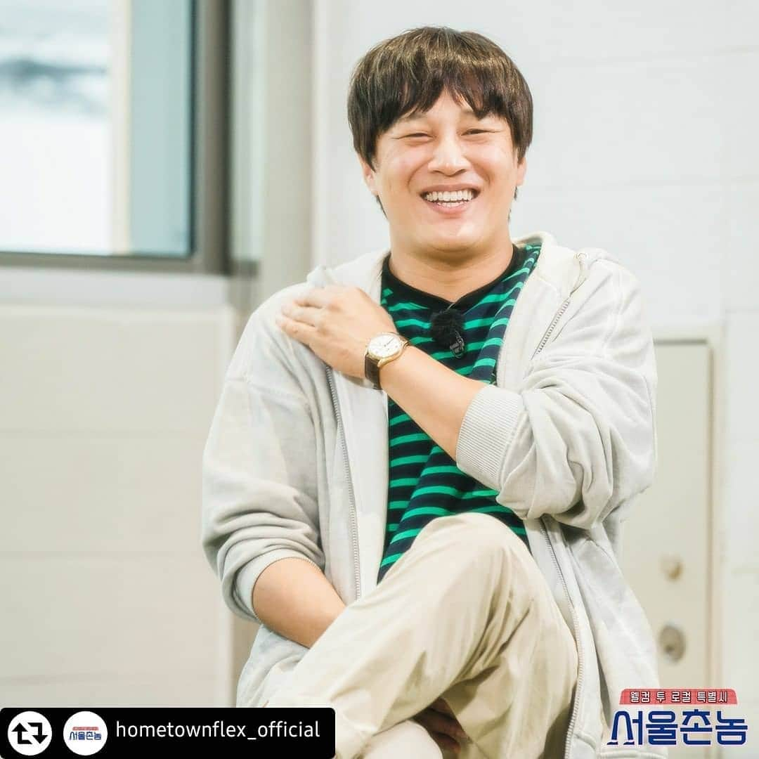 イ・ボムスさんのインスタグラム写真 - (イ・ボムスInstagram)「여러분 어젯밤 서울촌놈 청주편 본방사수 하셨나유? 보셨다면 무조건!!!!! 범배우 티샤스가 베스트 착장이쥬~~~ _ #리그램 - @hometownflex_official by @get_regrammer 청주 첫날 #OOTD 여러분이 생각하는 베스트 착장은 누규?  동네 전설들의 PICK 플레이스에서 펼쳐지는  하드코어 로컬 버라이어티 <서울촌놈>  매주 [일] 밤 10시 50분 #tvN #서울촌놈 #차태현 #이승기 #유호진 #이범수 #한효주 #김강훈 #청주」8月10日 16時13分 - bumsoo_official