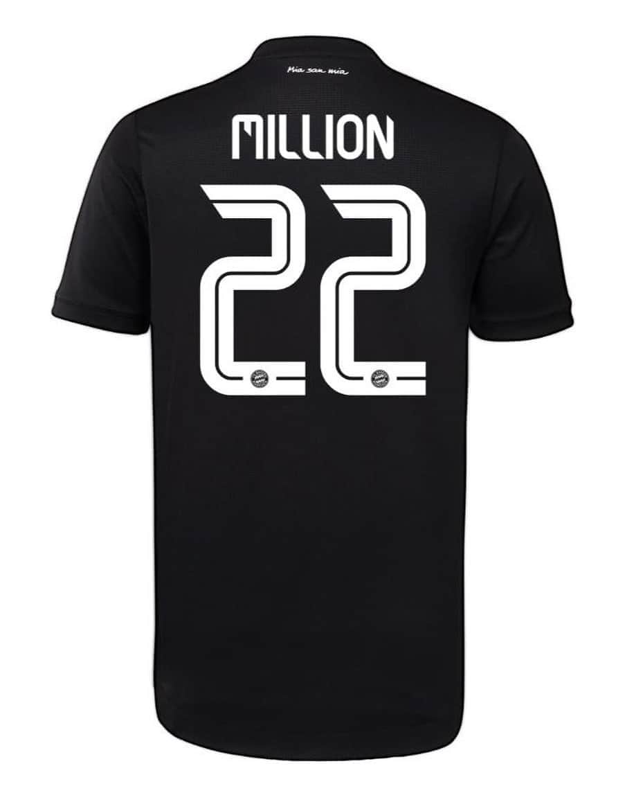 バイエルン・ミュンヘンさんのインスタグラム写真 - (バイエルン・ミュンヘンInstagram)「We've hit 2️⃣2️⃣ Million! THANK YOU! 🥳  #MiaSanMia #MissionLis6on #packmas #FCBayern #Football #UCL」8月11日 2時05分 - fcbayern