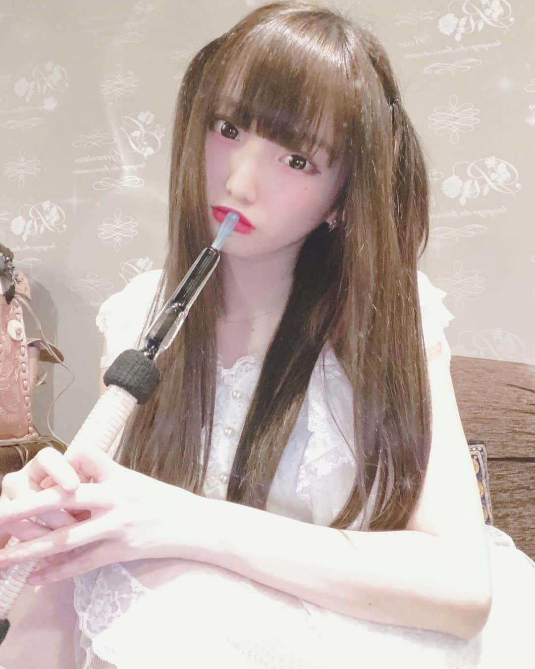 麻衣愛さんのインスタグラム写真 - (麻衣愛Instagram)「すき？﻿ ﻿ 🇺🇸 I made my hair long!﻿  Isn't it cute after a long time?﻿ ﻿ ﻿ ﻿ 🇰🇷 머리를 긴했습니다!﻿  오랜만의 이미지 변신, 귀여운?﻿ ﻿ ﻿ ﻿ 🇨🇳 我把头发弄长了！﻿  好久不可爱吗？﻿ ﻿ ﻿ #ひめかわいい #最凶ロック　#グラビア　#グラビア﻿ #グラドル　#ひめかわいい　#portrait﻿ 🇺🇸 #Cosplayer #Idol #Model #follow  #follome #Japanese ﻿ #kol ﻿ ﻿ 🇨🇳 #自拍　#角色扮演 #偶像 #模型 可爱 #关注  #关注我 #关注者 #日语 ﻿ ﻿ ﻿ 🇰🇷 #셀카 #코스프레 #아이돌 #모델 #귀여운 #팔로우 #나를따르라」8月11日 1時59分 - http4020