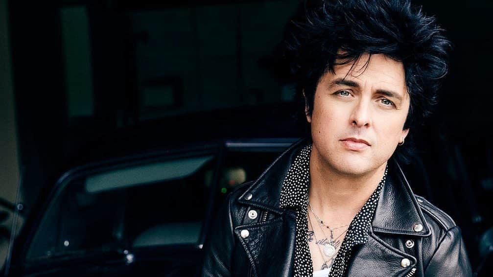 Kerrang!さんのインスタグラム写真 - (Kerrang!Instagram)「We examined Billie Joe Armstrong’s best and most inspired Green Day lyrics. What are your favourite lyrics of his? Read the list now over on Kerrang.com! 🎶 ⠀⠀⠀⠀⠀⠀⠀⠀⠀ 📸: @jonathan.weiner ⠀⠀⠀⠀⠀⠀⠀⠀⠀ @billiejoearmstrong @greenday #kerrangcoverstory #kerrang #kerrangmagazine #billiejoearmstrong #greenday」8月11日 2時30分 - kerrangmagazine_