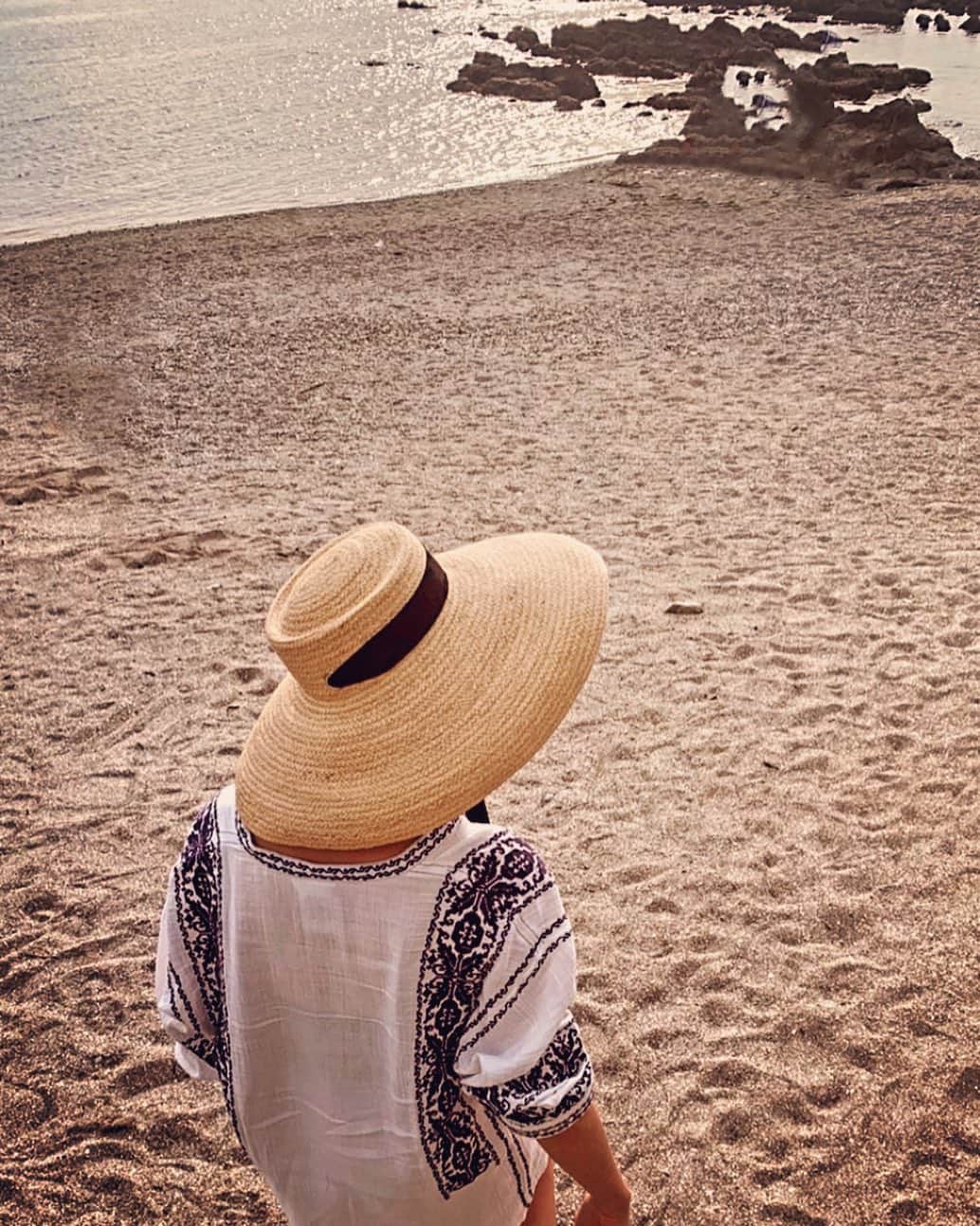 風間ゆみえのインスタグラム：「久しぶりに葉山の海小屋へ  #yumie_k_style」