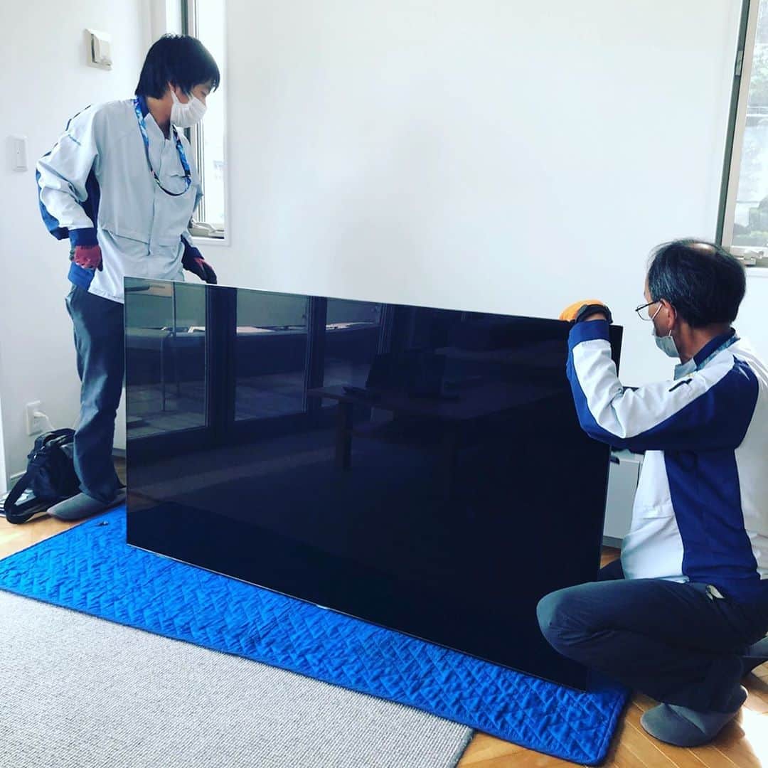 金村義明さんのインスタグラム写真 - (金村義明Instagram)「TV買い換える📺！ 働かないと！」8月10日 19時08分 - yoshiaki_kanemura