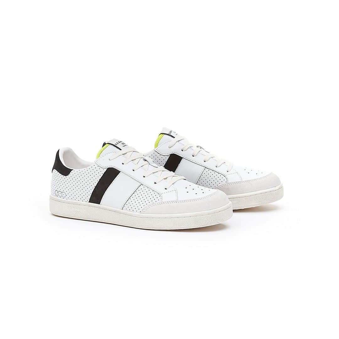 のインスタグラム：「Wimbledon Perforated-White Black is the basic that you need. Now on sale!⁠ Tap on photo. ⁠ #WeAreSerafini #SerafiniShoes⁠ .⁠ .⁠ .⁠ .⁠ #summer #summersale #sale #italianstyle #italianshoes #italiandesign #topquality #italian #materiales #⁠sneakers #shoes #fashion #sneaker #sneakersaddict #style #sneakerheads #streetwear #ootd #streetstyle #igsneakercommunity  #sneakerporn #sneakerholics #sneakerfreaker #footwear #shoesaddict #menstyle #basic #musthave」