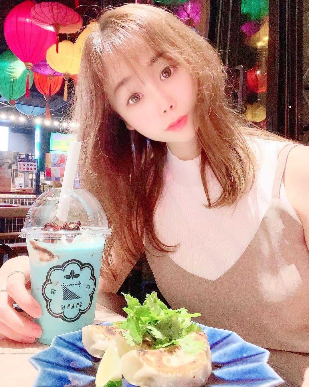 千咲まりのグルメインスタ