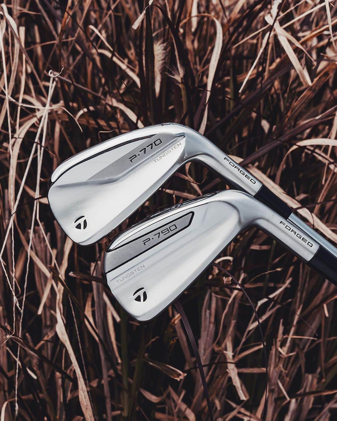 テーラーメイド ゴルフさんのインスタグラム写真 - (テーラーメイド ゴルフInstagram)「Let the sibling rivalry begin. Introducing the all-new P•770 irons, with #SpeedFoam and all the DNA that made P•790 such a beast, just in a smaller package. Hit the link in our bio to learn more.」8月10日 21時00分 - taylormadegolf