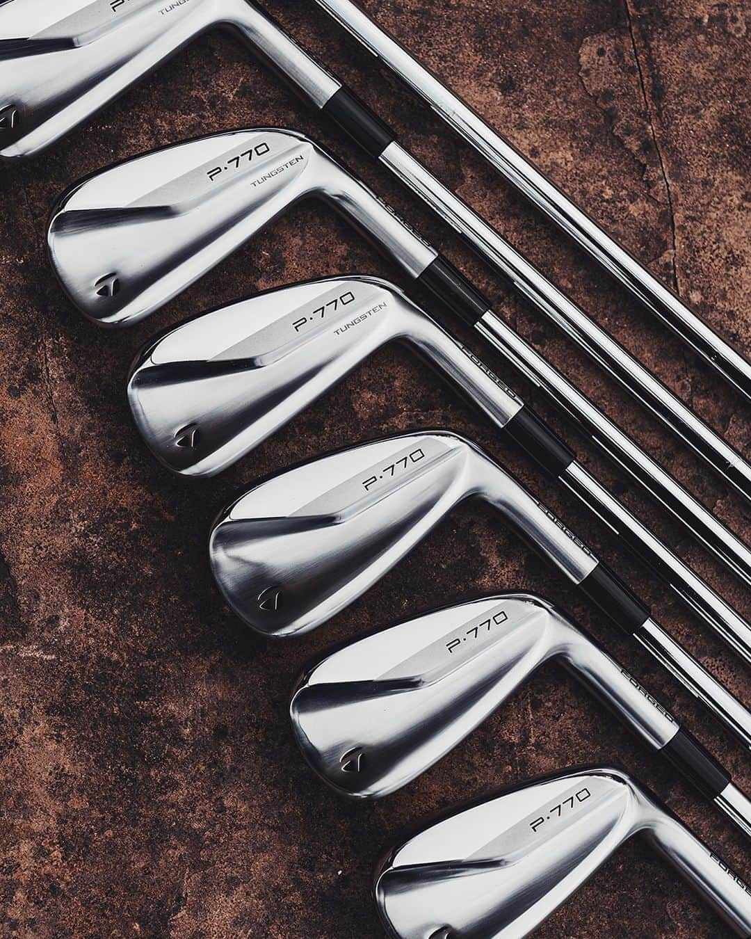 テーラーメイド ゴルフさんのインスタグラム写真 - (テーラーメイド ゴルフInstagram)「Let the sibling rivalry begin. Introducing the all-new P•770 irons, with #SpeedFoam and all the DNA that made P•790 such a beast, just in a smaller package. Hit the link in our bio to learn more.」8月10日 21時00分 - taylormadegolf