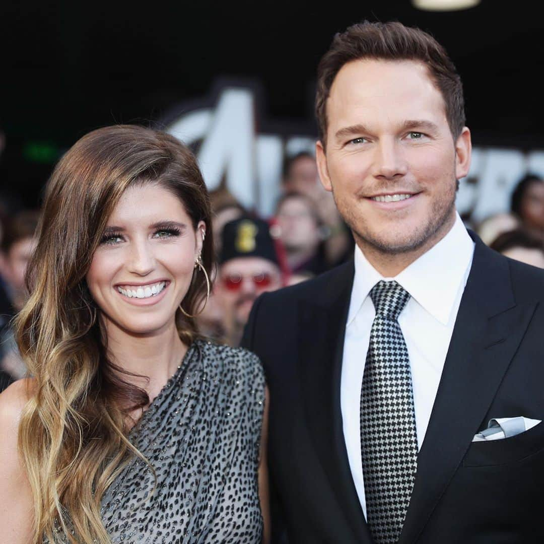 ELLE Magazineさんのインスタグラム写真 - (ELLE MagazineInstagram)「Congratulations are in order for #katherineschwarzenegger and #chrispratt, who just welcomed their first baby girl! 💕Link in bio for everything we know so far.」8月10日 22時37分 - elleusa