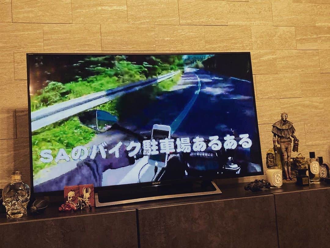葉月さんのインスタグラム写真 - (葉月Instagram)「新居の初YouTube ハードコアなチャンネル  #つちやりょうた」8月10日 22時40分 - lynch_hazuki