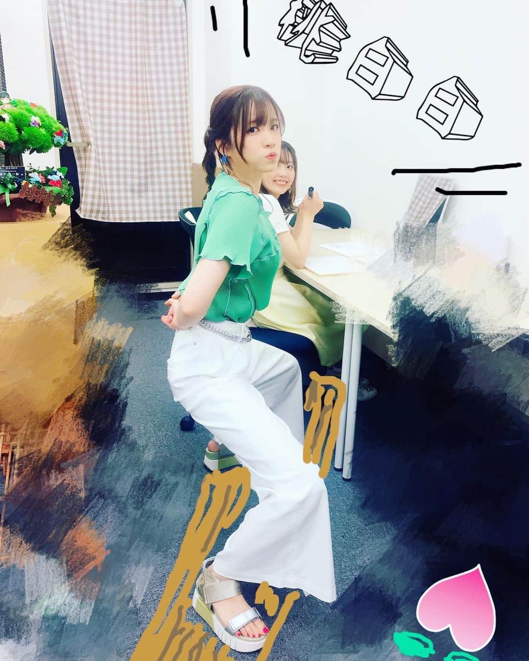 諏訪彩花のインスタグラム：「改めまして💖シーサイドさん‼️10周年おめでとうございます🎊㊗️愛すべきホーム。これからも、自由に楽しくハジけさせて頂きます🍑🍑🍑🐉」