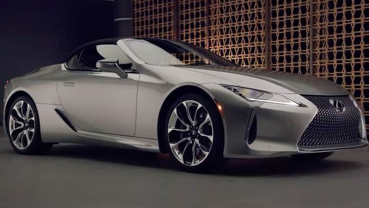 Lexus USAのインスタグラム：「Introducing the first-ever 2021 LC 500 Convertible. Join our team as they give you an in-depth walk around and take you on a test drive in the city and on the track to get a better look inside and out of this highly crafted and sophisticated luxury convertible. Visit the link in our bio for the full length video.」