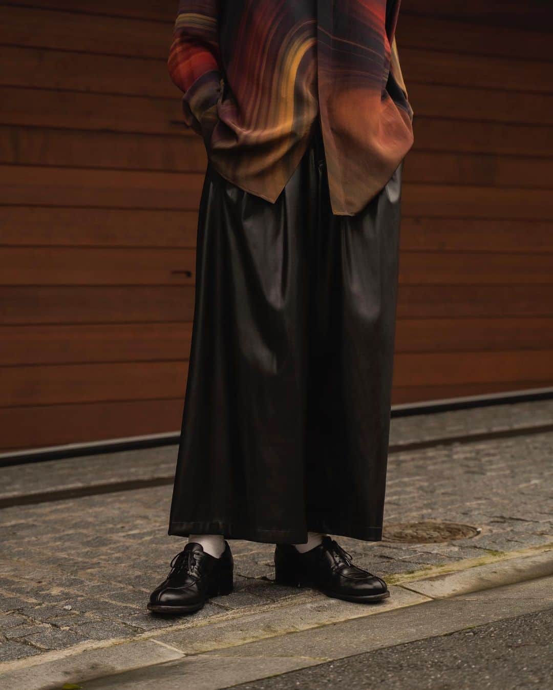 Ryoさんのインスタグラム写真 - (RyoInstagram)「ㅤㅤㅤㅤㅤㅤㅤㅤㅤㅤㅤㅤㅤㅤㅤㅤㅤㅤ @_takashimaryo_ でもっとラフに日常を発信していきます笑 よかったら覗いてみてください😎  shirt:#masu pants:#ryotakashima shoes:#leyuccas」8月10日 23時04分 - ryo__takashima
