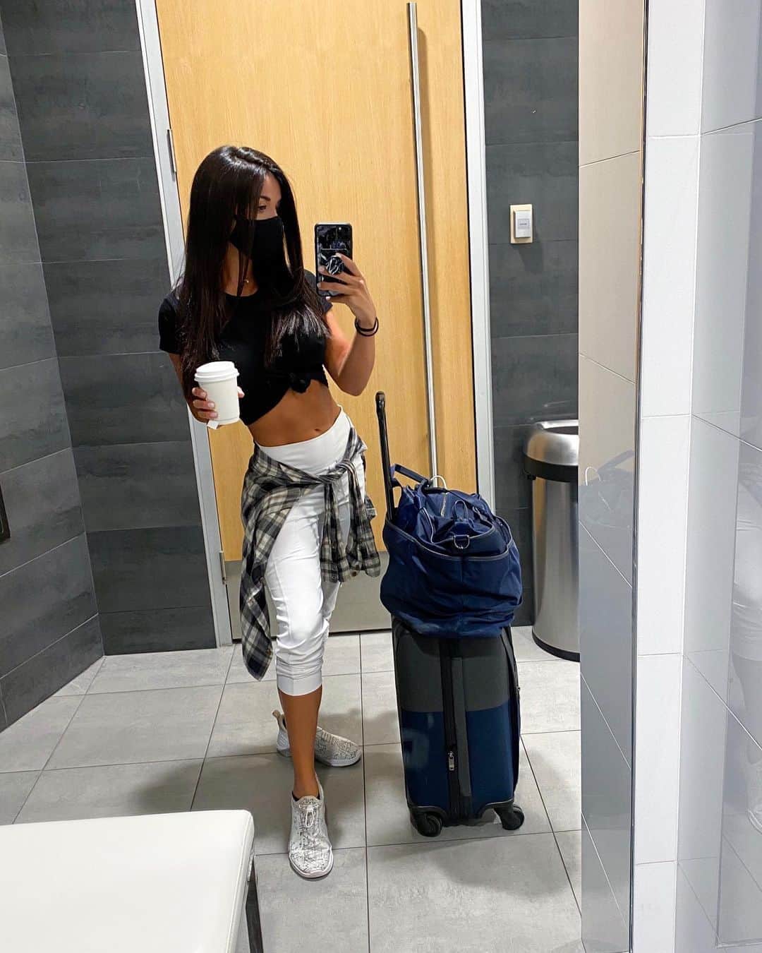 Ainsley Rodriguezのインスタグラム