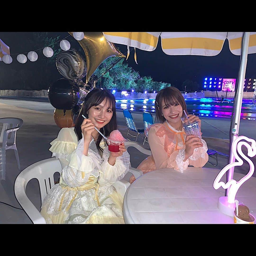 のインスタグラム：「#CDTVライブライブ ﻿ #AKB48グループ次世代選抜 ﻿ ﻿ 黄色の子 山本彩加ちゃんと﻿ オレンジの髪短い高身長 小嶋花梨です！🤣﻿ ﻿ ﻿ 今回NMB48から10人出演させていただきました！そして新衣装でした〜👗﻿ ﻿ ﻿ いかがでしたか〜？☺️﻿ ﻿ ﻿ 今日は今年1番夏を感じた最高の時間でした🏖﻿ 楽しかった〜！！NMB48としても出演させていただけるよう頑張ります！﻿ ﻿ #NMB48 #大阪 #アイドル #AKB48 #CDTV﻿」