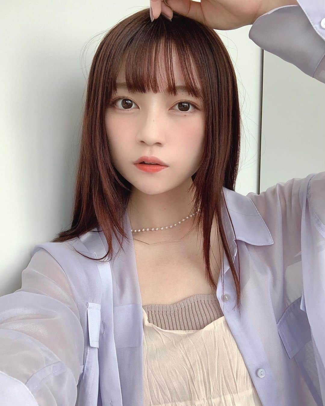廣川奈々聖のインスタグラム：「‪お気に入りのシアーシャツ🐑🤍﻿ 明日からまたがんばっていこうね〜﻿ ﻿ ﻿ ﻿ ﻿ (#message in English) It's so hot that I'm melting everyday ,so I eat delicious fruits and I drink a lot of water.🍑💦 Take care!!﻿ ﻿ ﻿ ﻿ ﻿  ﻿#ななせのふく#今日のコーデ#シアーシャツ#todaysoutfit#myfavorite#wasuta @wasuta.world  ﻿ ﻿」
