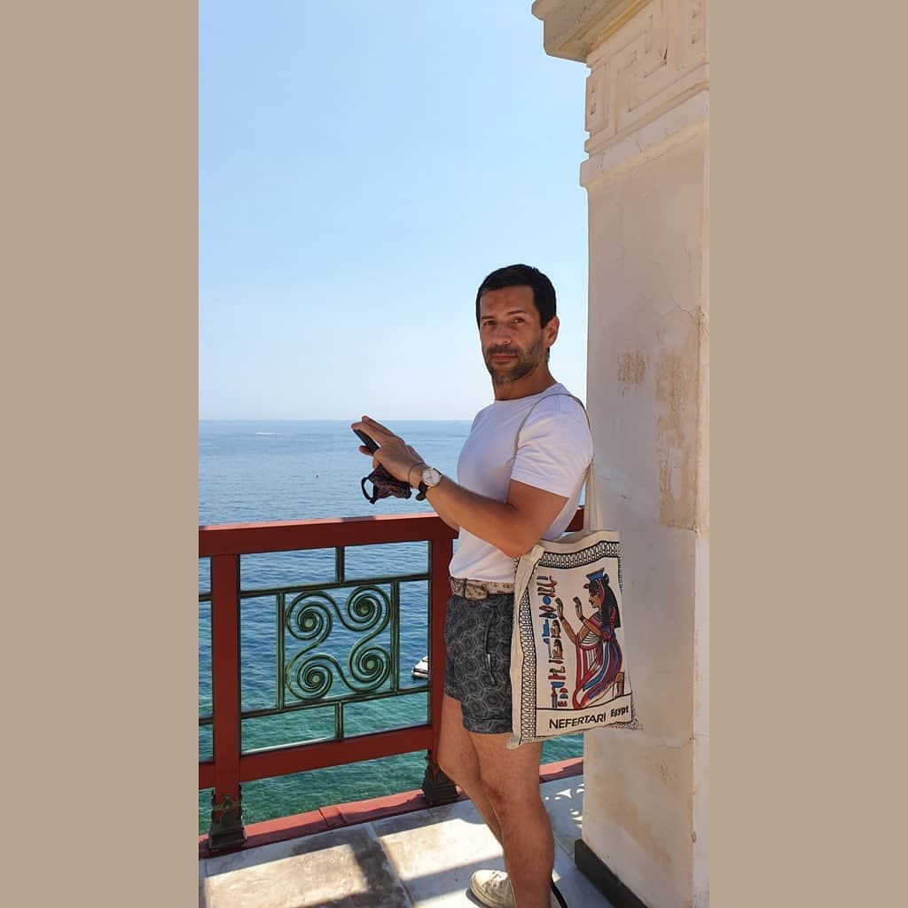 アレクシマビーユさんのインスタグラム写真 - (アレクシマビーユInstagram)「Riviera visit #villakerylos @alexismabille #greekstyle #greekhouse #antic #anticvibes #archeology #tresure #splendor #holidays #seaside #blueskye #lookoftheday picture @v_in_ce_n_t」8月10日 23時47分 - alexismabille