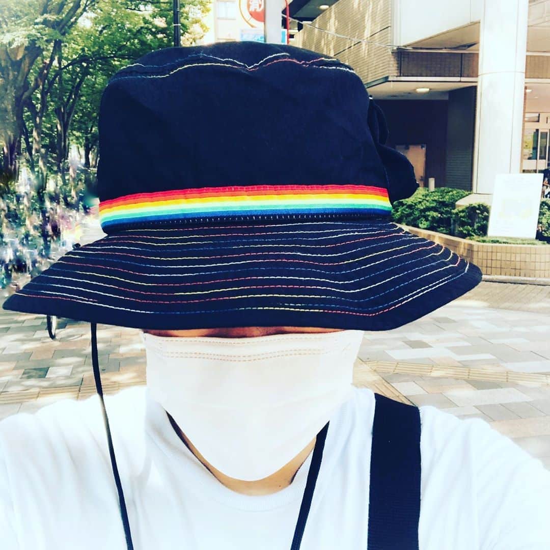 藤田琢己さんのインスタグラム写真 - (藤田琢己Instagram)「フェスに行けないから気分だけでもと、 被りなれないハットを。ハットの日。  #ハット #ハットの日 #hat」8月10日 23時53分 - takumifujita1