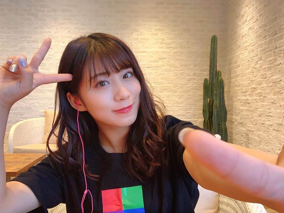 のインスタグラム：「シャボテンとわたし🐣 みんなおやすみ〜♪♪」