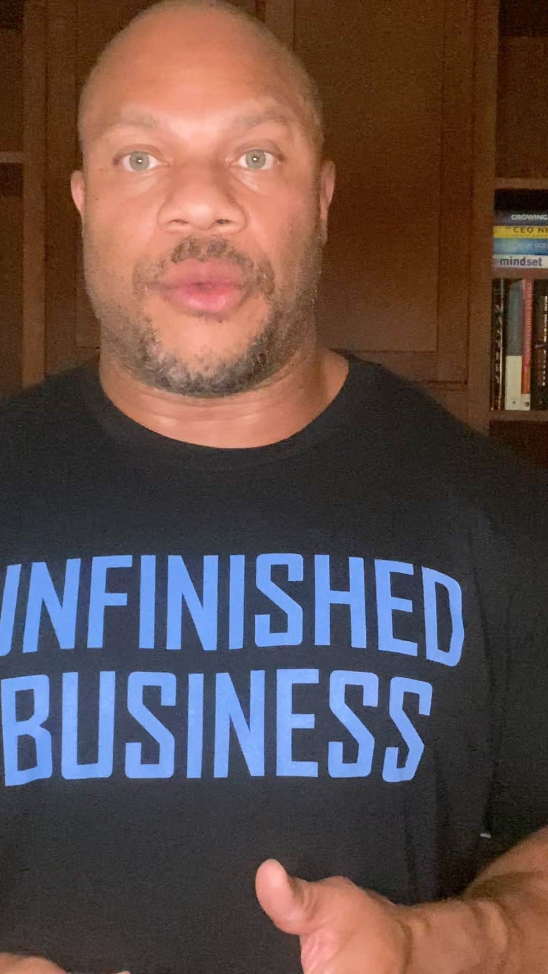Phil Heathのインスタグラム：「Here is why I felt like I had #UnfinishedBusiness and announced my return to @MrOlympiaLLC. If you guys are facing big pivots in your lives, careers, or relationships right now, I really encourage you to break everything down, and go after understanding the “why” before you build back up or head in a new direction.   Remember that when committing to self exploration, you will be forced to exhibit such vulnerability that you may feel uncomfortable, just like a dreaded leg day perhaps haha. What’s great about discomfort is that you have now opened your mind, body and spirit to push through boundaries, dropping off dead weight so you can achieve your goals. I have applied this in my life and it has allowed me a new path in creating what I hope are triumphant moments on and off the stage. We’re doing this together, let’s go...」