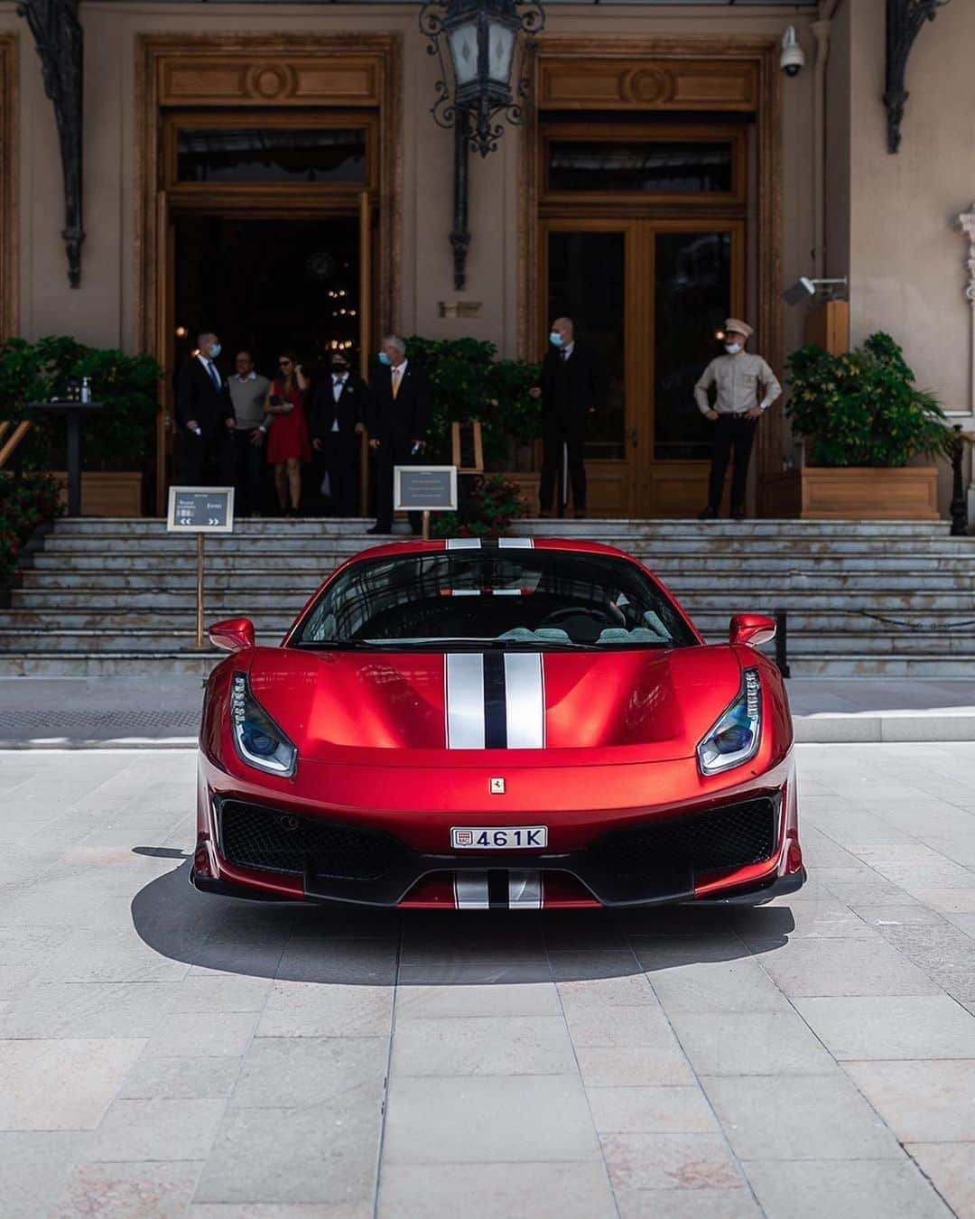 CARLiFESTYLEさんのインスタグラム写真 - (CARLiFESTYLEInstagram)「Which 488 Pista spec is your favorite? Photos by @balco #carlifestyle #488pista」8月11日 0時08分 - carlifestyle