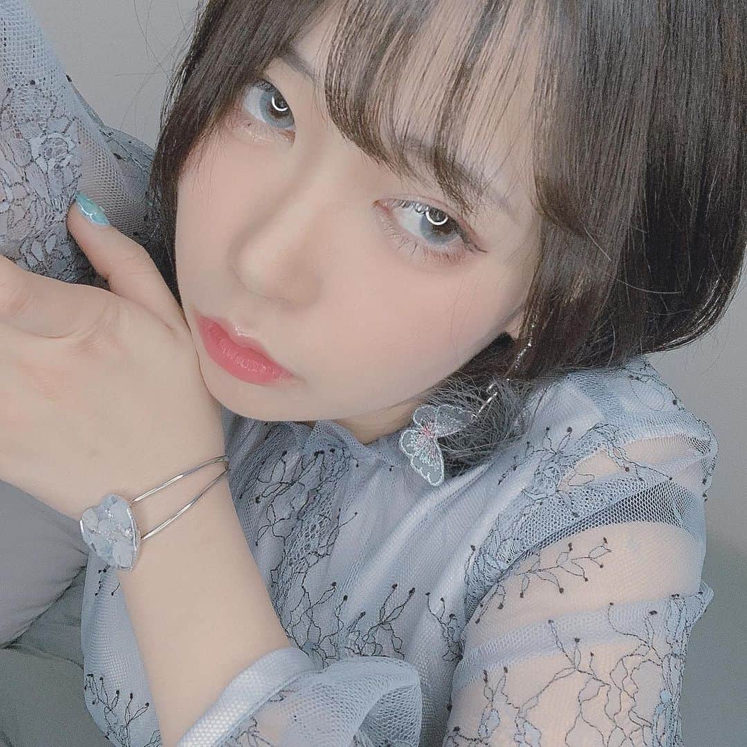 ねおきまこのインスタグラム：「おやす」
