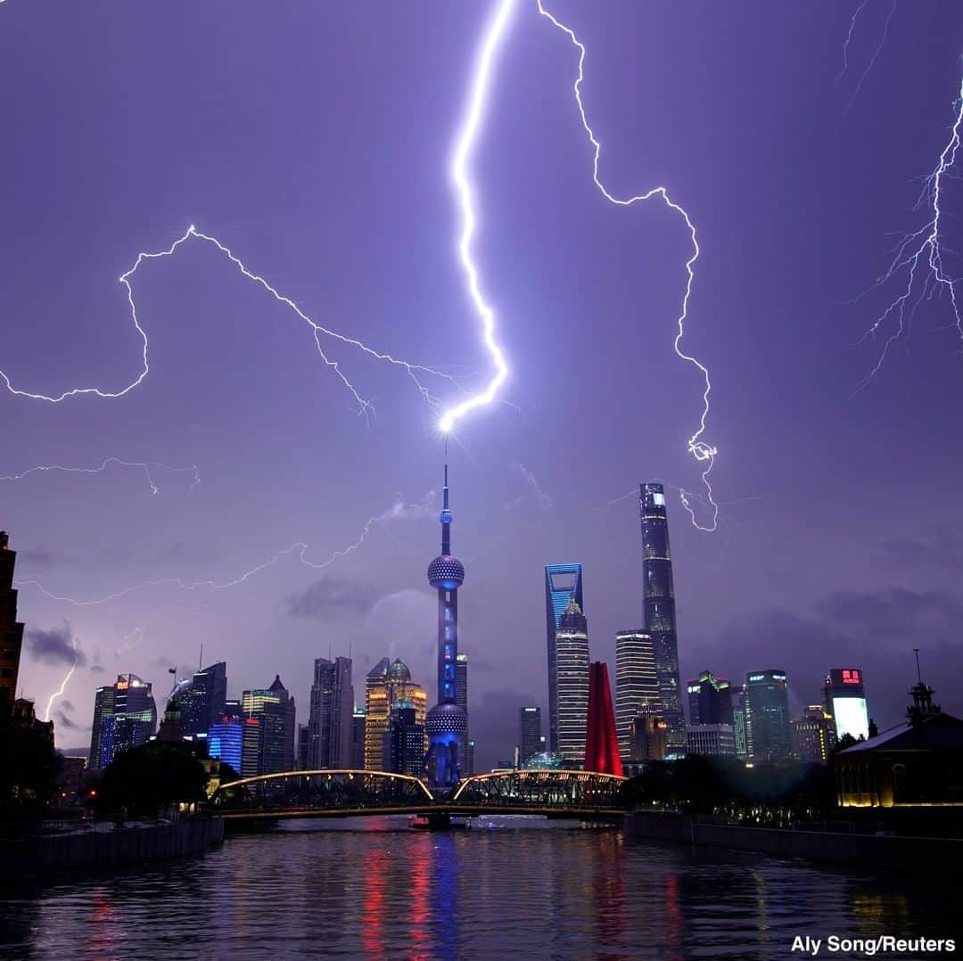 ABC Newsさんのインスタグラム写真 - (ABC NewsInstagram)「Lightning strikes are seen above the skyline of Shanghai's financial district of Pudong, China. #lightning #storm #weather #china #shanghai #pudong」8月11日 0時53分 - abcnews