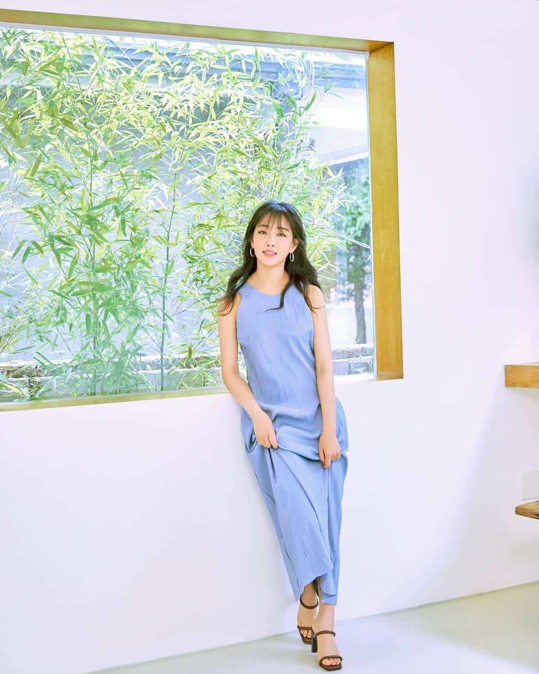 イ・ユリさんのインスタグラム写真 - (イ・ユリInstagram)「#이유리#선데이서울#8월호#내지 🥰🥰🥰」8月11日 11時30分 - leeyuri007