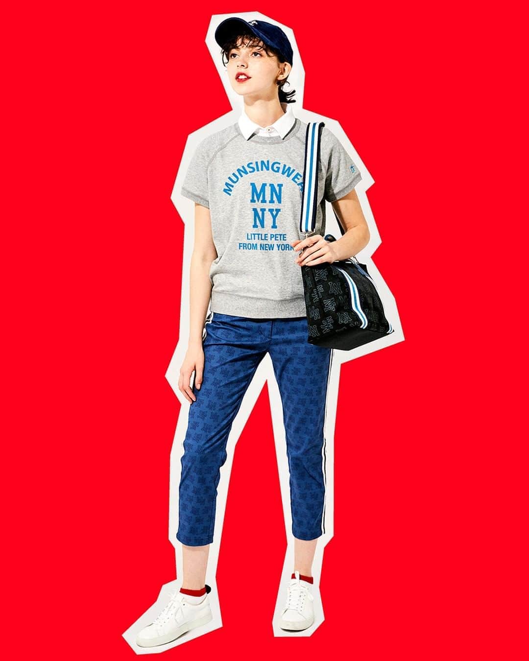 Munsingwearさんのインスタグラム写真 - (MunsingwearInstagram)「Munsingwear 2020 Fall / Winter Collection⁠『NEW YORK, NEW JOURNEY』⁠ ⁠ 【トップス】⁠ ”カレッジロゴプリントミニ裏毛半袖カットソー”⁠ ⁠ カジュアルにも着こなしができる、ミニ裏毛の素材を使用した半袖カットソー。⁠ カレッジロゴが入ったトラッド感のあるデザインがポイント。⁠ トレンド感のある、ゆったり目のシルエットです。⁠ ⁠ 【パンツ】⁠ ”モノグラムジャカードプリントパンツ（9分丈）”⁠ ⁠ ストレッチ素材を使用した9分丈パンツ。⁠ 生地には、マンシングウェアの誕生に関わりのあるミネソタの「MN」とニューヨークの「NY」を同色系のプリントで表現しています。⁠ サイドにはトレンド感のあるラインテープを施し、足のラインが長くすっきりと見えるデザインです。⁠ ⁠ ⁠ #マンシングウェア ⁠ #munsingwear⁠ ⁠ #NewYorkNewJourney⁠」8月11日 12時00分 - munsingwear_jp