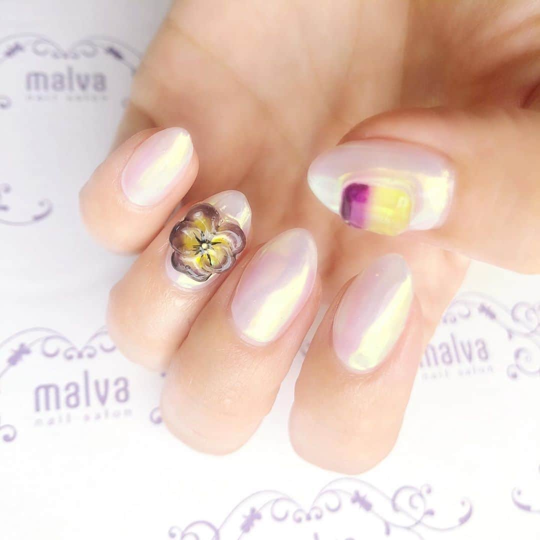 nailsalon malva（ネイルサロンマルヴァ）のインスタグラム