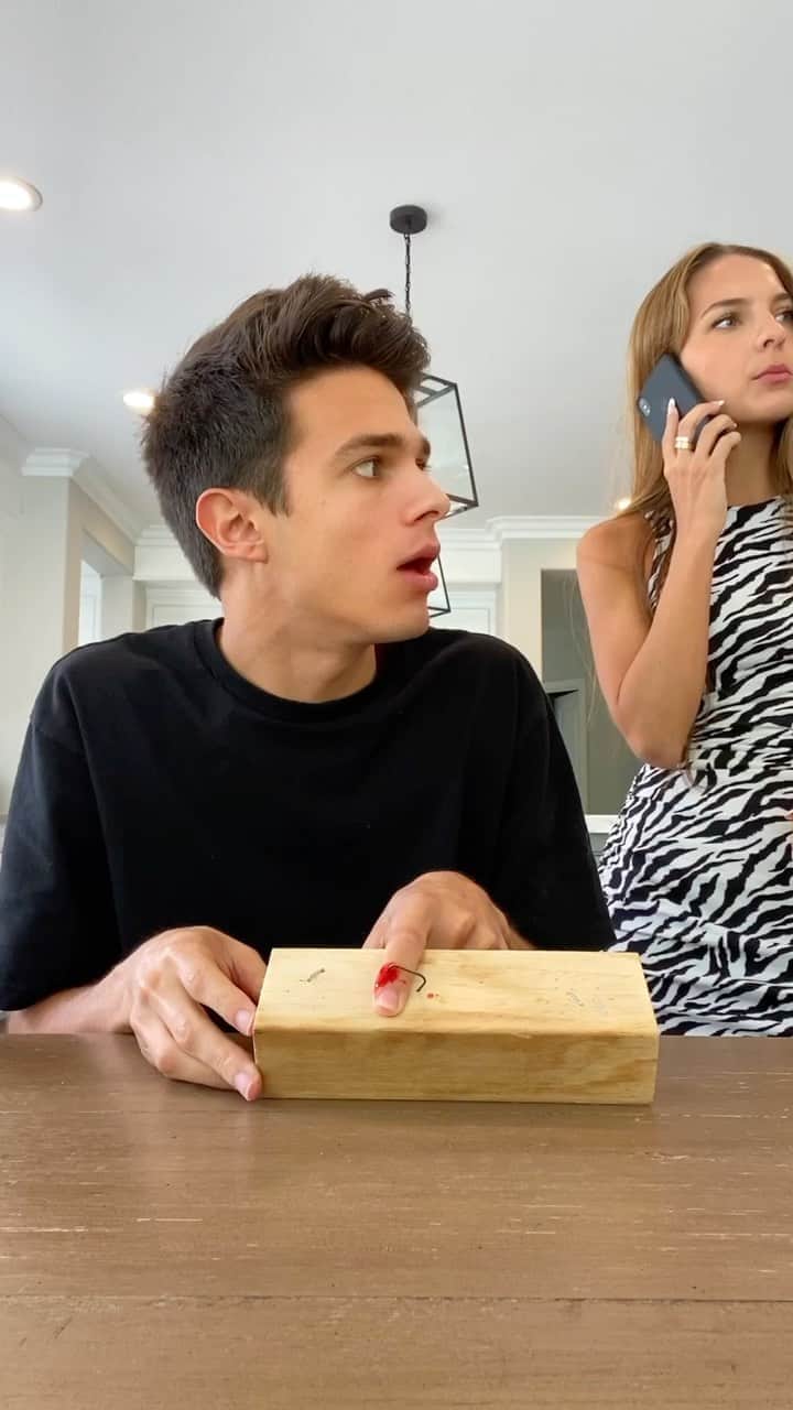 Brent Riveraのインスタグラム：「When your sister ruins your prank😩😂 @lexibrookerivera」