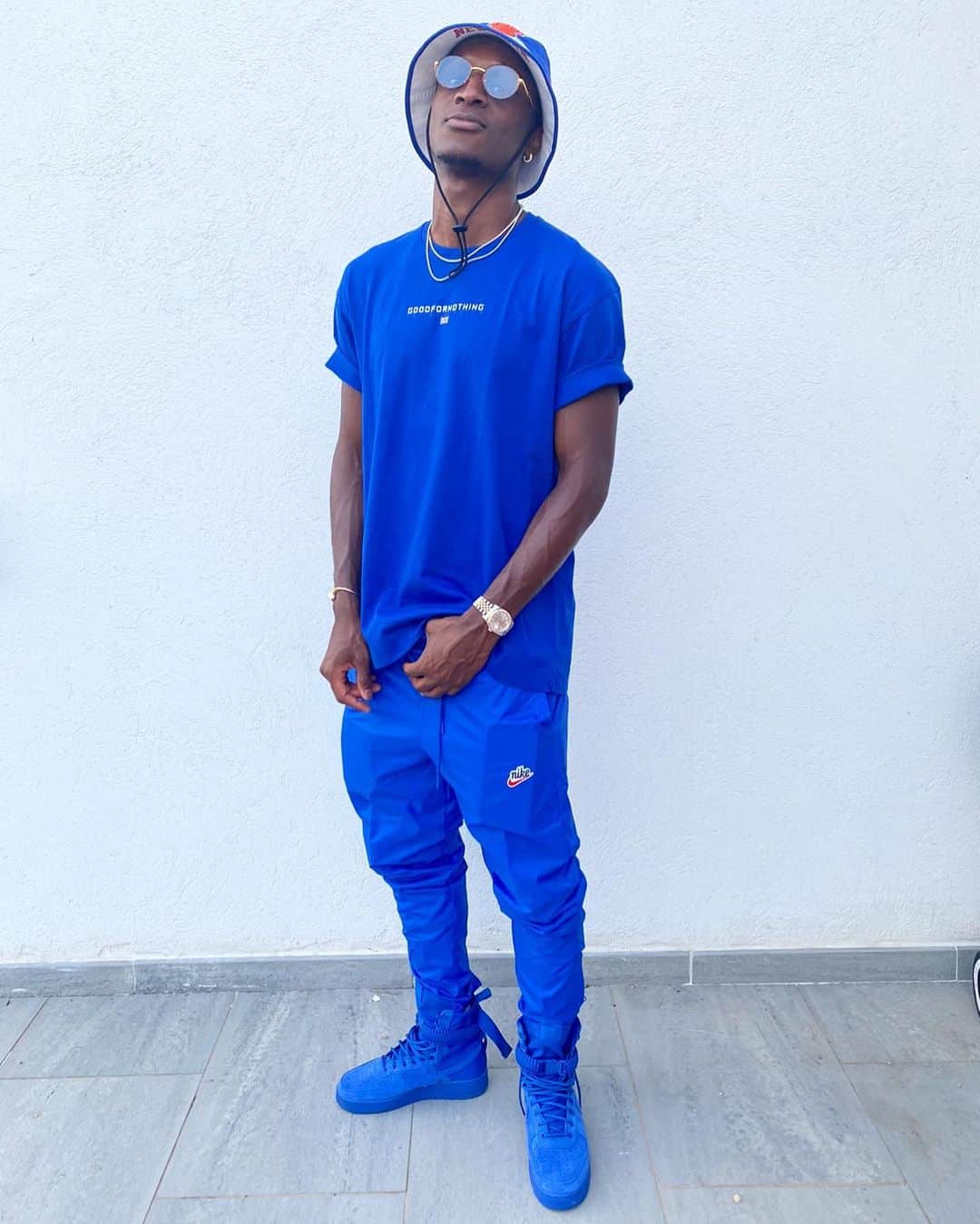 ブナ・サールのインスタグラム：「Blue Like.. 🦋💙」
