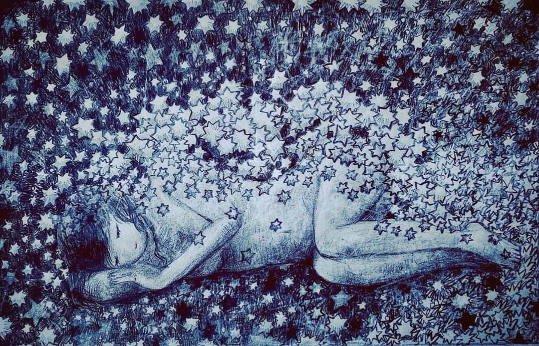 DAOKOのインスタグラム：「“星で身体をあたためる”」