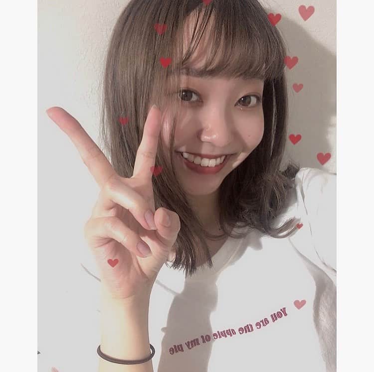 のインスタグラム：「みなさんおはようございますっ☀️  今日も天気が良すぎるので、こまめに水分補給をして熱中症には気をつけて、今日もはっぴーで楽しい1日にしましょう✊🏻♡  今日もよければポチッと#のんポチ してもらえるとものすっごく嬉しいです(涙)♡  #ミス桜美林コンテスト2020#ミス桜美林#桜美林ミスコン#gm#のんポチ#ミスコレ#인스타그램#좋아요#셀카#셀스타그램#lfl#like4likes」