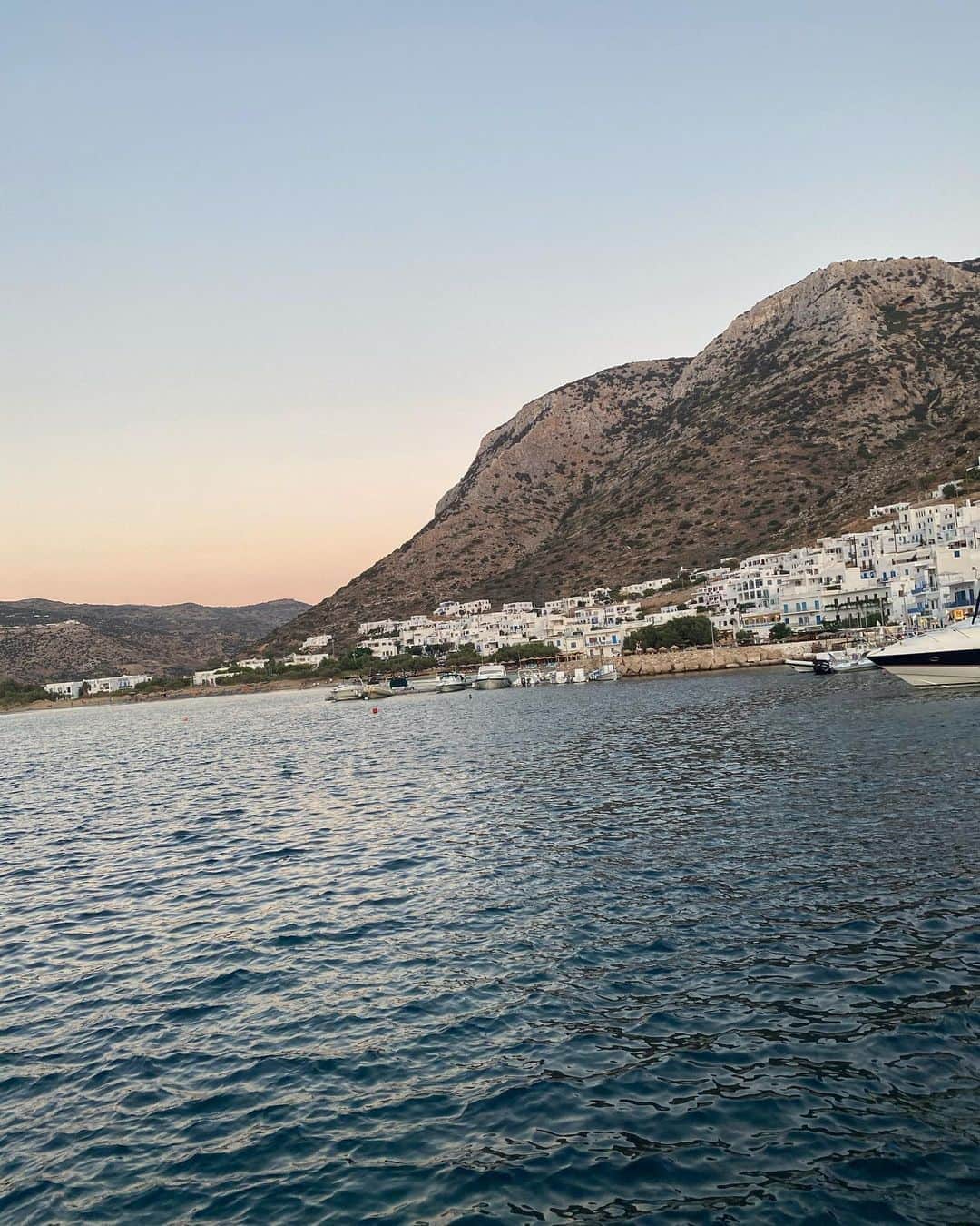 オリヴィエ・ザームさんのインスタグラム写真 - (オリヴィエ・ザームInstagram)「Just arrived in Sifnos (a place I love since 30 years) @rebeccacamhi」8月11日 7時31分 - ozpurple