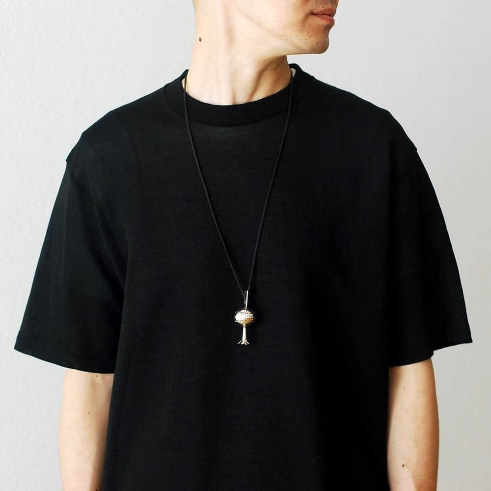 wonder_mountain_irieさんのインスタグラム写真 - (wonder_mountain_irieInstagram)「_ Cippy Crazy Horse / シッピー クレイジーホース "Squash Pendant" ¥176,000- _ 〈online store / @digital_mountain〉 https://www.digital-mountain.net/shopdetail/000000011929/ _ 【オンラインストア#DigitalMountain へのご注文】 *24時間受付 *15時までのご注文で即日発送 *1万円以上ご購入で送料無料 tel：084-973-8204 _ We can send your order overseas. Accepted payment method is by PayPal or credit card only. (AMEX is not accepted)  Ordering procedure details can be found here. >>http://www.digital-mountain.net/html/page56.html  _ #CippyCrazyHorse #シッピークレイジーホース _ 本店：#WonderMountain  blog>> http://wm.digital-mountain.info/blog _  JR 「#福山駅」より徒歩10分 #ワンダーマウンテン #japan #hiroshima #福山 #福山市 #尾道 #倉敷 #鞆の浦 近く _ 系列店：@hacbywondermountain _」8月11日 8時29分 - wonder_mountain_