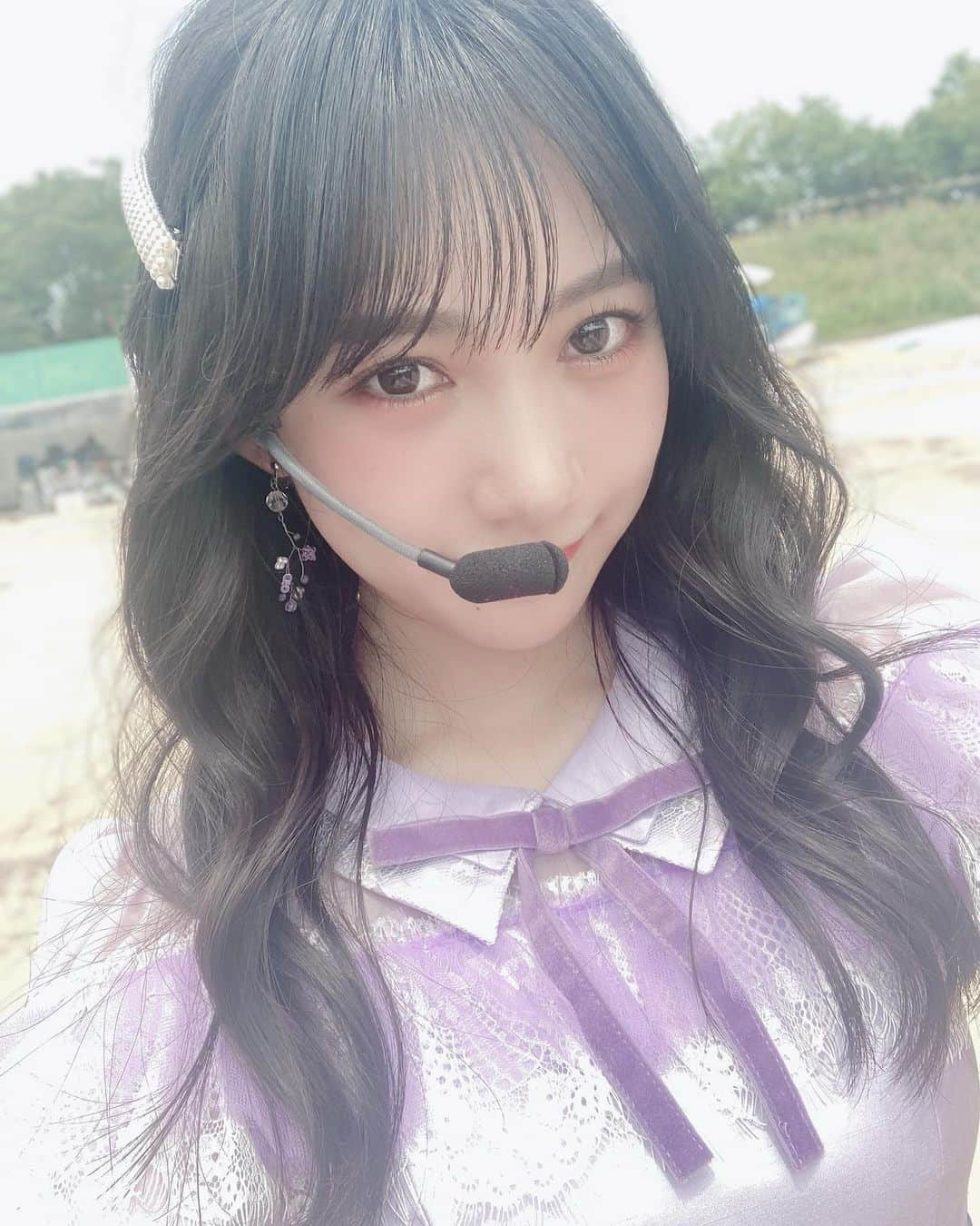 横野すみれさんのインスタグラム写真 - (横野すみれInstagram)「CDTVライブライブ🥰🌈﻿ ﻿ ﻿ ﻿ ﻿ ﻿ 見てくださったみなさん﻿ ﻿ ありがとうございました〜🌻﻿ ﻿ AKB48グループCDTVスペシャル次世代選抜としてスペシャル夏メドレーに出演させていただきました☺️🌱﻿ ﻿ ﻿ ﻿ はじめての音楽番組で﻿ ドキドキだったのですが...﻿ ﻿ いかがでしたか〜🥰﻿ 楽しんで貰えたかな？☀️﻿ ﻿ ﻿ AKB48グループが、NMB48が、もっとたくさんの方に応援してくれるきっかけになったらいいなぁ☺️﻿ ﻿ ﻿ ﻿ ﻿ ちなみに、初披露の衣装で私は紫色担当でした〜💜 ﻿ ﻿ 自分専用の衣装…とってもうれしい🥺﻿ ﻿ ﻿ ﻿ ﻿ ﻿ #cdtv #akb48 #nmb48 #次世代選抜 #夏の思い出 #新衣装 #また出れますように」8月11日 9時28分 - yokono_sumire