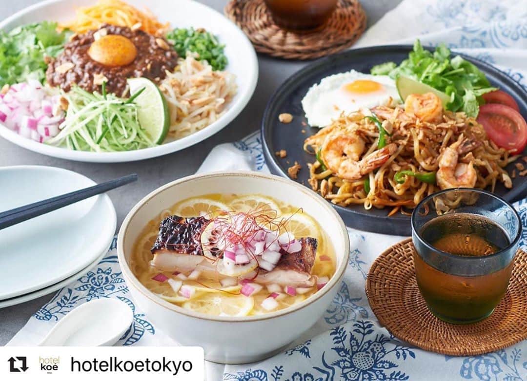 コエのインスタグラム：「#Repost @hotelkoetokyo with @make_repost ・・・ ・  ・ koe lobby - menu - ・ koe lobbyでは朝食、お食事、カフェ、と一日を通してお楽しみいただけるメニューを展開しております。 季節限定のシーズナルメニューではアジア料理をオマージュしたメニューもご提供中。 ・ 今年は帰省や旅行を自粛される方も多いかと思いますが、少しでも日常と違う体験をぜひkoe lobbyで。 ・ koe lobby 渋谷　(koe shibuya 1F) morning : 7:30~11:00(L.O 10:30) louch&cafe : 11:00〜20:00 (lo.19:30) ・ 〒150-0042 東京都渋谷区宇田川町３−７ tel.03-6712-7257 ・ #koe#koelobby#hotelkoe#tokyo#shibuya#shibuyacafe#japan#bread #morning#breakfast#lunch#bread #일본 #시부야 #아침 #コエ #コエロビー #ホテルコエ#shibuya #渋谷 #渋谷カフェ#アジアンメニュー#渋谷ランチ#パン#テイクアウト」