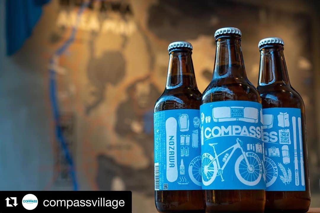 三星マナミのインスタグラム：「・ ・ ついに登場です🙌🙌🙌 みんなでセッション⛰🌞🍺 ・ ・ #Repost @compassvillage with @get_repost ・・・ COMPASS HOUSE x AJB Collaboration   Outdoor shop Compass House has teamed up with Nozawaonsen’s own craft beer brewery AJB, to bring to you the perfect Session Ale to quench your post session thirst!   This Session Ale is brewed using locally grown wheat and our fresh mountain water to create an easy drinking 3% alcohol beer. The perfect refreshing beer to enjoy after a day in the mountains or out in nature, one that you can surely session any time of year!  Kanpai!   330mL 3% ¥700  Limited amount available at both COMPASS HOUSE and COMPASS VILLAGE locations, come and enjoy one while supplies last!   野沢温泉発のクラフトビール店　里武士（リブシ）と野沢を拠点としたアウトドアスポーツショップCOMPASSがコラボで提案するsession ale （セッション　エール）の誕生です。  特徴は地元、野沢産の小麦と水を使って爽やかで飲みやすい低アルコール3%に仕上げてあります。スポーツの後やキャンプシーンで仲間と共にワイワイ何杯でも飲めるセッションエール。遊び道具と共にコンパスビールでピヤ～ット！乾杯！  330ml 3% 700yen   COMPASS village＆COMPASS HOUSEにて販売開始です。 初回入荷数が限られます。お早めにお試しください。  #コンパスビール #セッションビール　#スポーツビール #里武士 #野沢温泉 #野沢温泉スキー場 #クラフトビール #beer #craftbeer #sessionale #libushi  　 @nozawaonsenjapan @compasshouse @compassvillage  @ajbrewingco  @libushi  @daigodesu 📷」