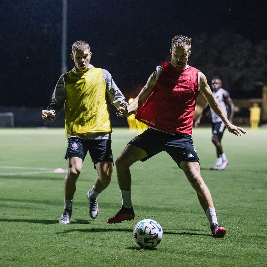 Major League Soccerさんのインスタグラム写真 - (Major League SoccerInstagram)「@orlandocitysc getting those final touches in before the #MLSisBack Final!」8月11日 10時15分 - mls