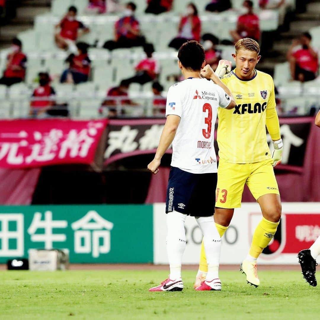 FC東京オフィシャルグッズさんのインスタグラム写真 - (FC東京オフィシャルグッズInstagram)「🔵🔴 vs #セレッソ大阪  J1初出場でチームを救う活躍。 その声が今度はピッチで輝いた。 @gohatano50  @fctokyoofficial  #波多野豪 #FC東京 #fctokyo #tokyo」8月11日 21時54分 - fctokyoofficial