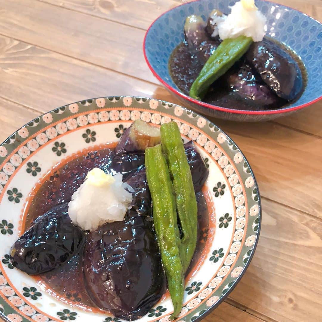 宮地謙典のインスタグラム：「クッキングゴリ 夏といえば「揚げ茄子」 しばらく暑い夏が続きます！ しっかり食べて、しっかり水分補給しましょう！！ #やばい #話すことなくてどうでもいいこと #書いてしまった #作り方を載せようと思ったけど #茄子を #油で揚げるだけなんだもん」
