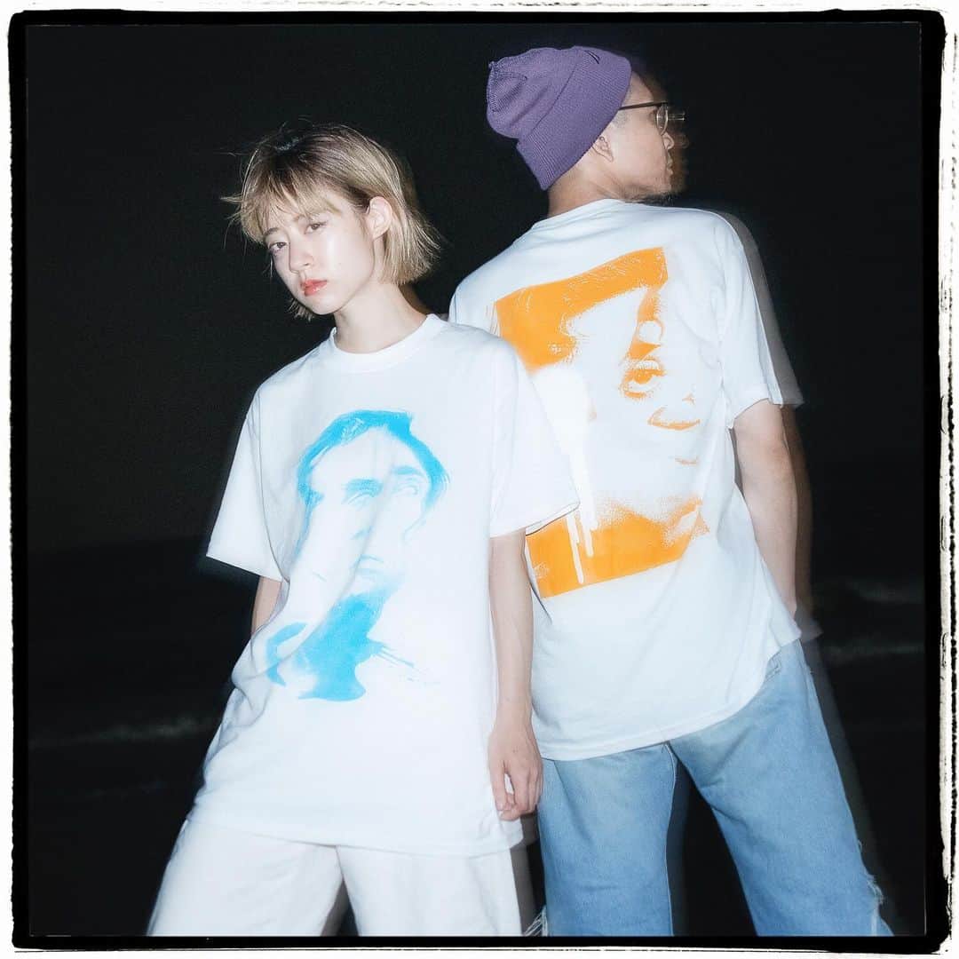 吉木諒祐さんのインスタグラム写真 - (吉木諒祐Instagram)「"debaser (@debaser_store ) summer 2020"  New T-shirt  8/15(Sat) 12:00〜 on sale  夏なので新しいTシャツを作りました。 8/15（土）12:00から販売開始。  Model : 塩塚モエカ（羊文学）@hiz_s / 村田シゲ (口口口)   詳細は明日SNS、ブログにて。  Direction & Design : @yhoshuah  Photography : @k_kokei  Special Thanks : @tommy_okutomi / @grimm.inc_」8月11日 21時05分 - yhoshuah